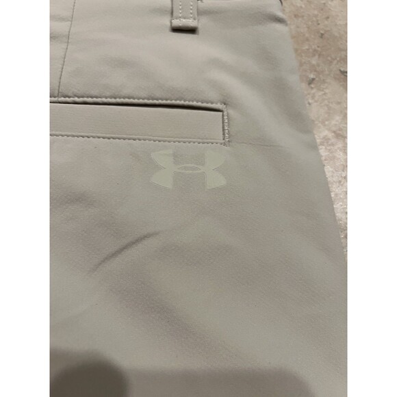 Under Armour Shorts Mens Size 36 Beige Performance Tech Golf 10" Inseam stretch - Picture 4 of 9